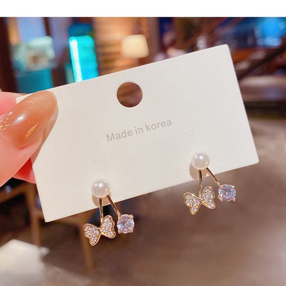 💙💕💕Last one Butterfly Pearl Rhinestone Stud Earrings - Picture 9 of 11